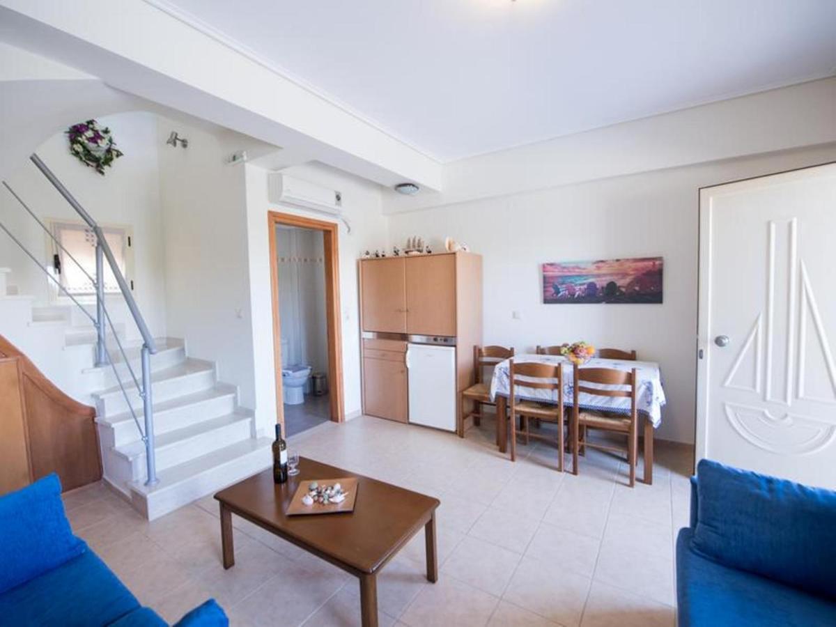 Manoleas Villas - Apartment 2 Stoúpa Eksteriør billede