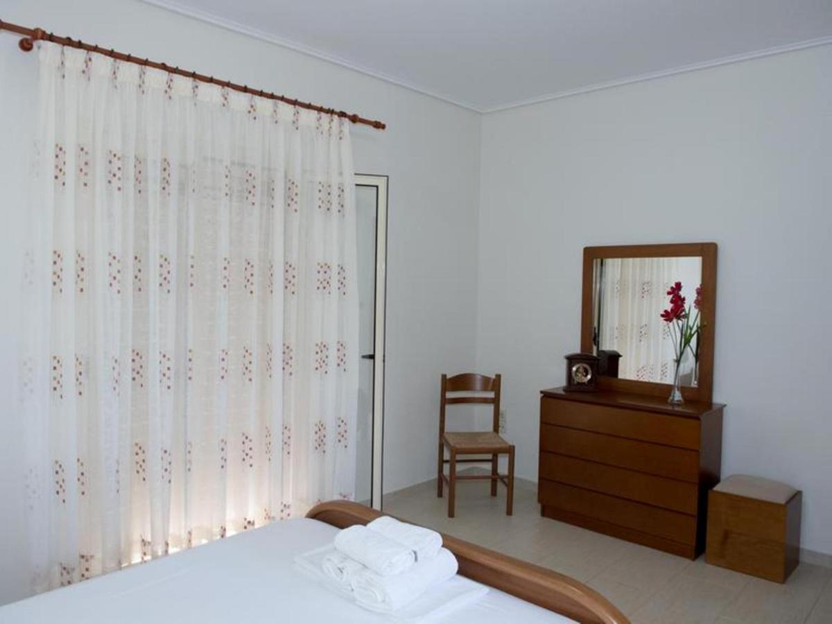Manoleas Villas - Apartment 2 Stoúpa Eksteriør billede