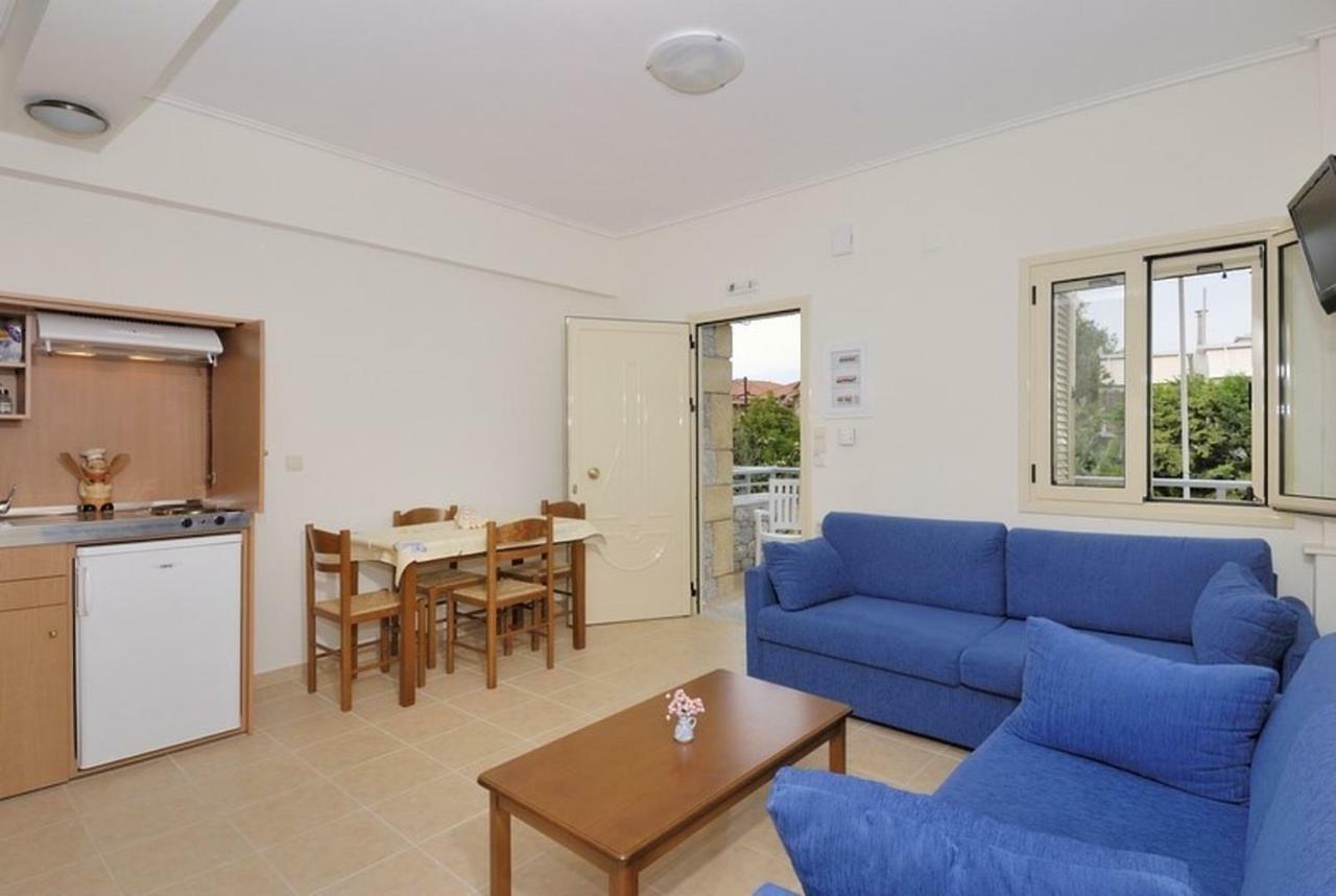 Manoleas Villas - Apartment 2 Stoúpa Eksteriør billede