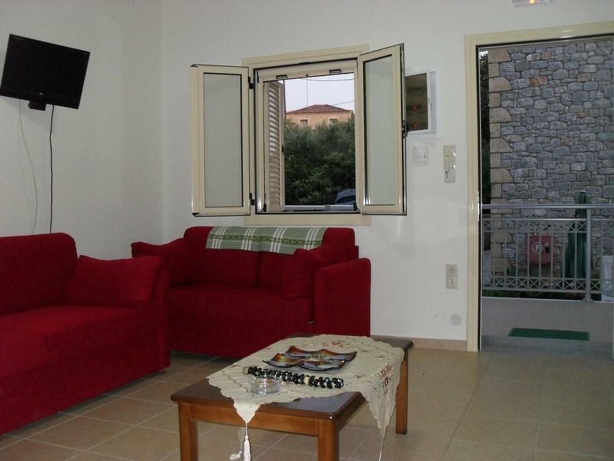 Manoleas Villas - Apartment 2 Stoúpa Eksteriør billede